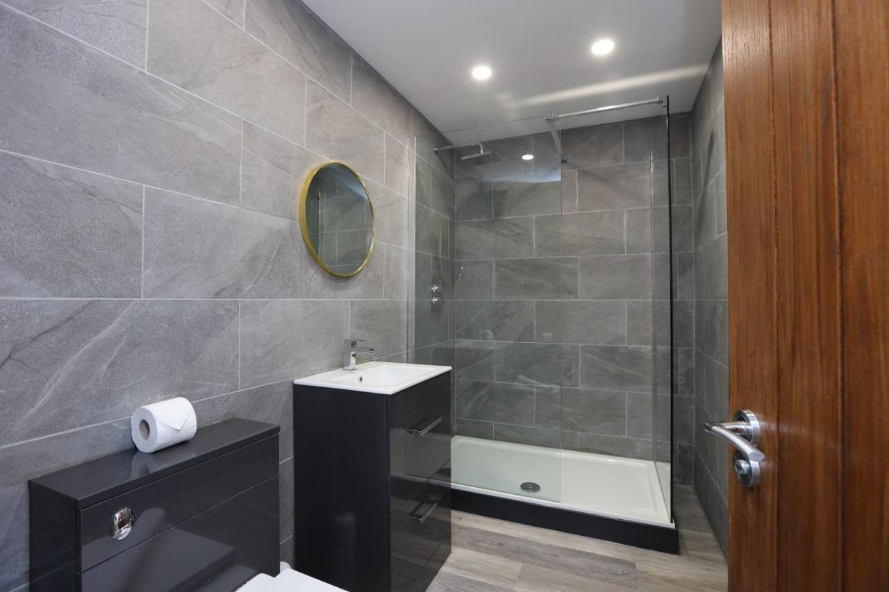 Concert Square Apartments By Happy Days Ливърпул Екстериор снимка