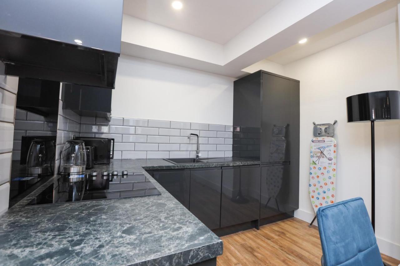 Concert Square Apartments By Happy Days Ливърпул Екстериор снимка