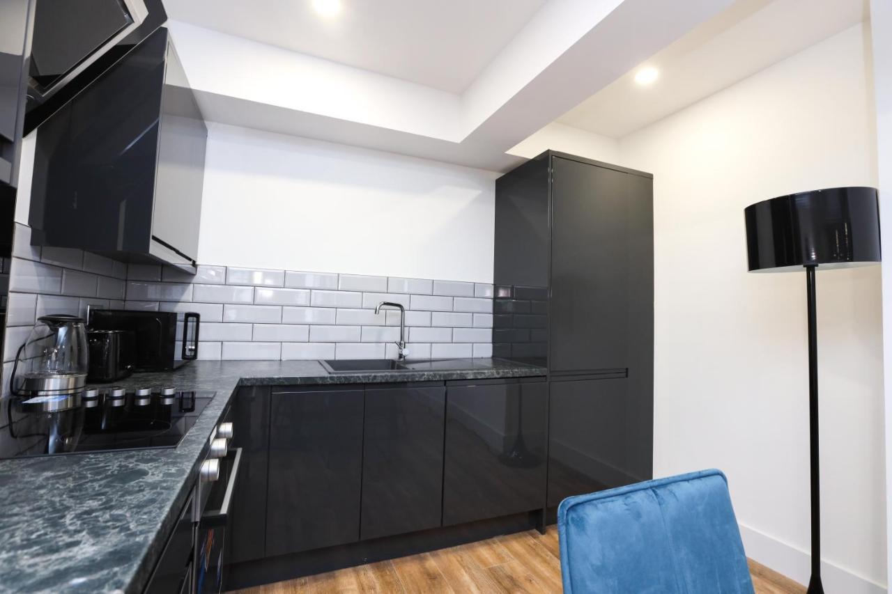 Concert Square Apartments By Happy Days Ливърпул Екстериор снимка