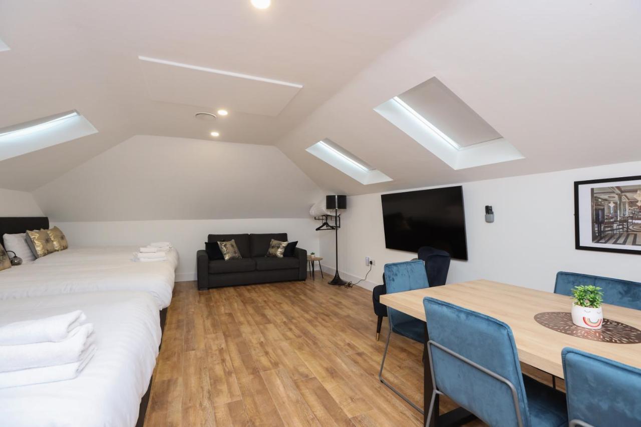 Concert Square Apartments By Happy Days Ливърпул Екстериор снимка